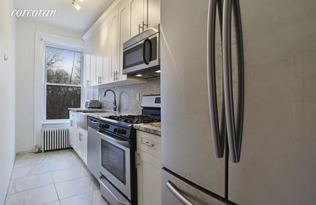 610 Vanderbilt Avenue - 610 Vanderbilt Avenue, Brooklyn, NY 11238