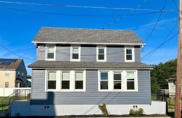 13 REPAUNO Avenue S Gallery 1