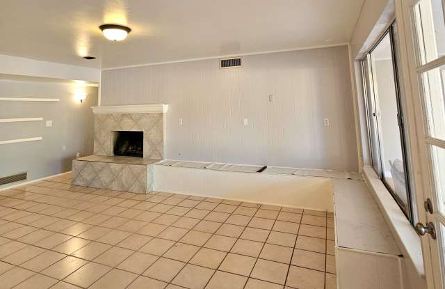 7724 East Tanque Verde Lane Gallery 4