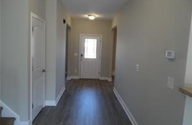 2158 Heathcote Drive Gallery 4