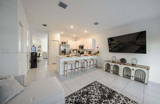 12869 Southwest 233rd Street photos photos