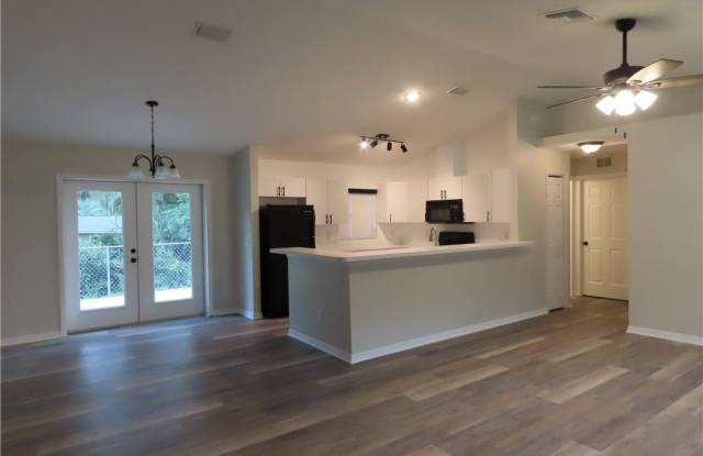 7126 E Anella Court Gallery 2