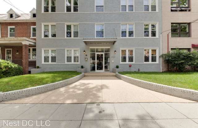 608 Jefferson St NW  Unit 102 Gallery 2