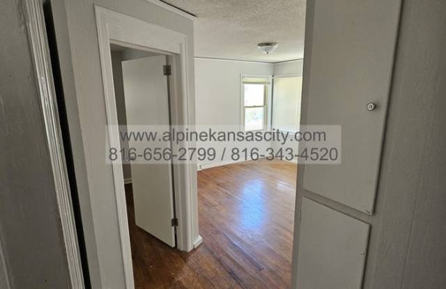 1600 Cypress Avenue Gallery 3