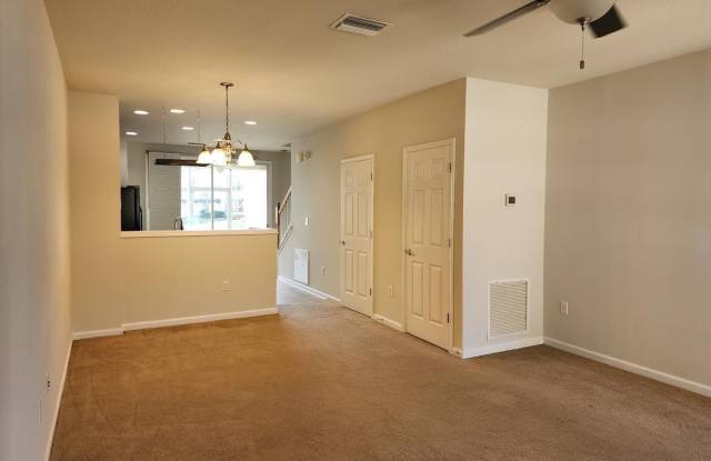 6694 ARCHING BRANCH Circle Gallery 2