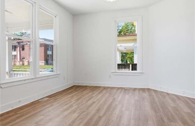 123 Saint James Avenue Gallery 3