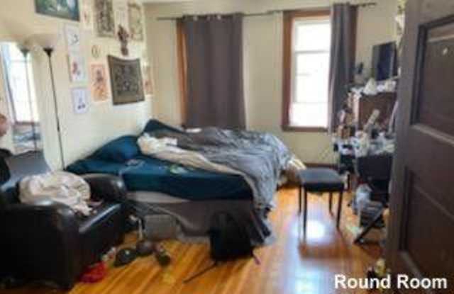 124 Brooks St. Gallery 4