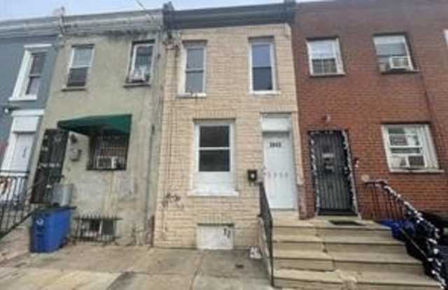 2033 WAKELING Street Gallery 1