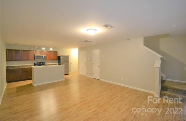 9609 Brackenview Court Gallery 3