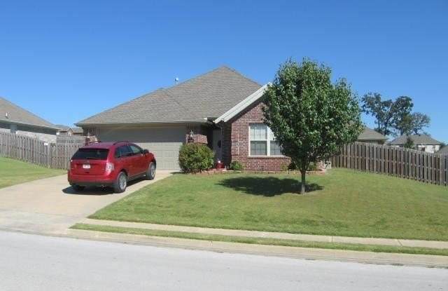 421 Sigel  TR - 421 Sigel Trail, Centerton, AR 72719