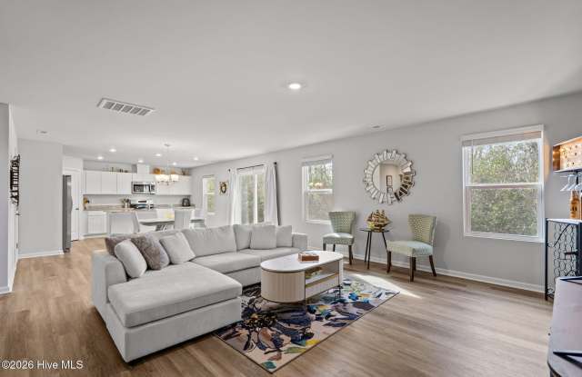 1427 New Sun Drive SE Gallery 2