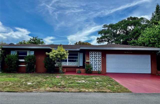 6105 NW 73rd Ave photos photos