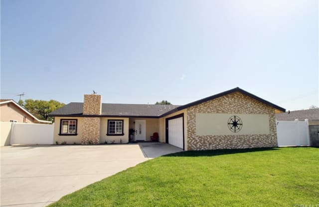 808 E Woodland Lane - 808 East Woodland Lane, Glendora, CA 91741