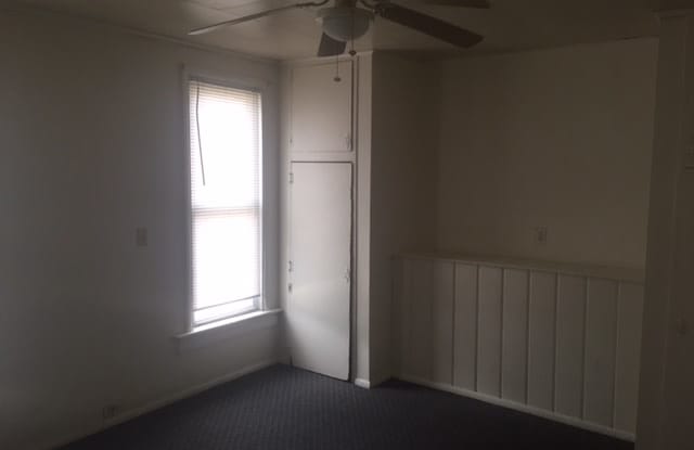 105 Woodward #B Gallery 3