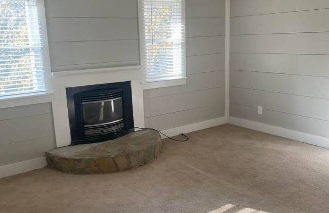 Country Charm Meets Modern Living in Fairburn, GA Gallery 4