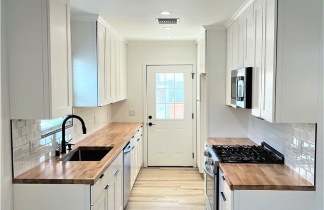 5168 W 131st Street - 5168 West 131st Street, Del Aire, CA 90250 5168 W 131st Street - 5168 West 131st Street, Del Aire, CA 90250