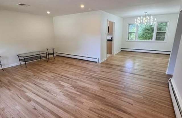 813 Roseld Avenue Gallery 2
