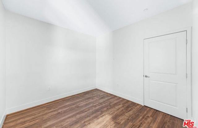5232 Satsuma Avenue - 5232 Satsuma Avenue, Los Angeles, CA 91601