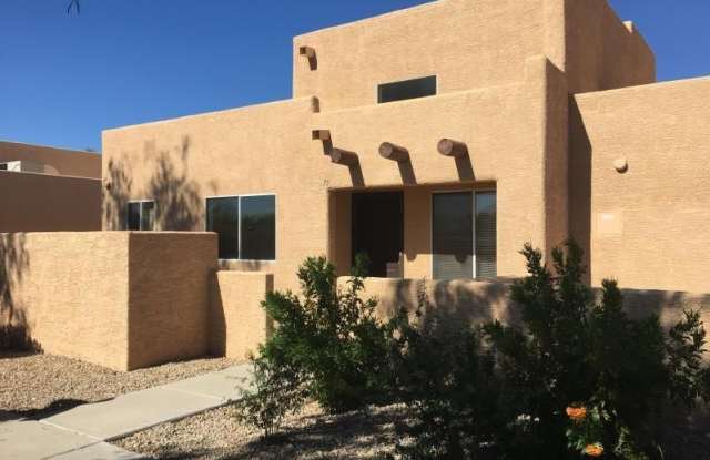 8940 W OLIVE Avenue photos photos