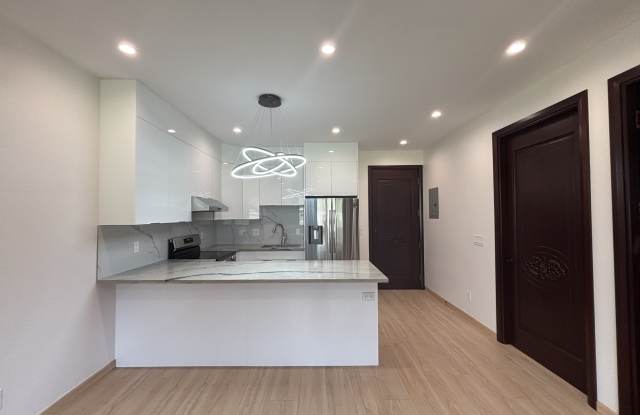 5130 Kalanianaole Highway - 3 Gallery 1