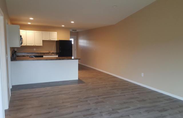 2 Bedroom Duplex - 3132 Barrington Place, Plover, WI 54467