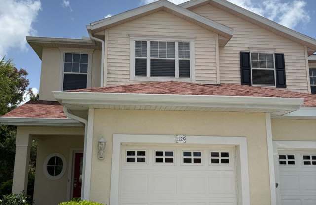 Furnished Townhome in Lakeside photos photos