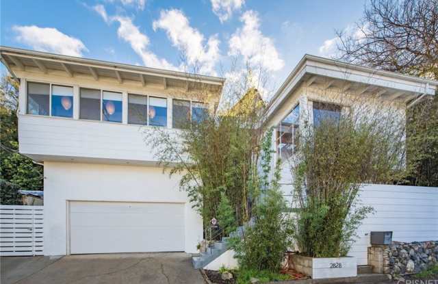 2828 Pacific View - 2828 Pacific View Trail, Los Angeles, CA 90068