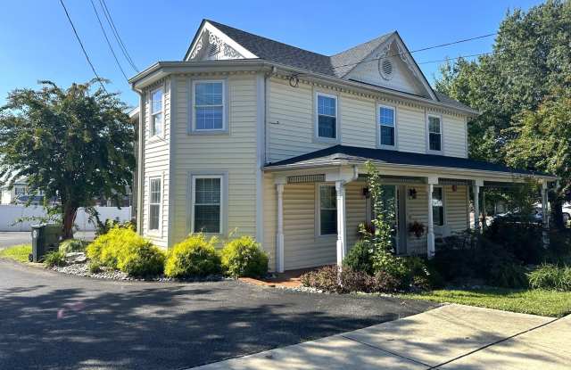 5 OAK AVE N unit: 1-A - 5 Oak Avenue, La Plata, MD 20646