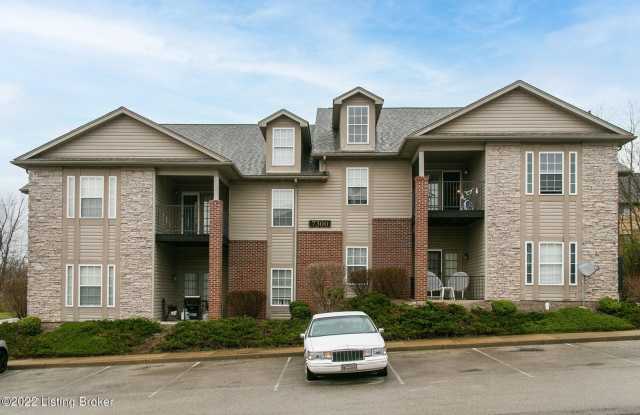 2 bedroom/ 2 bath Woods of St Andrews condo available for rent in 40214 -  $1,200/month photos photos