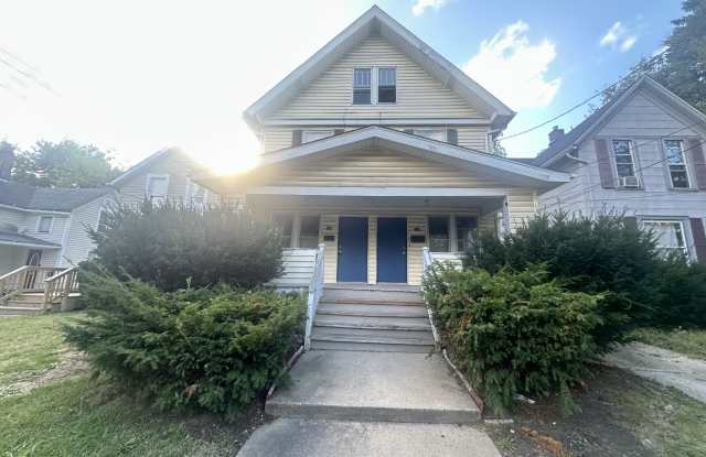 162 Westwood Avenue - 162 photos photos