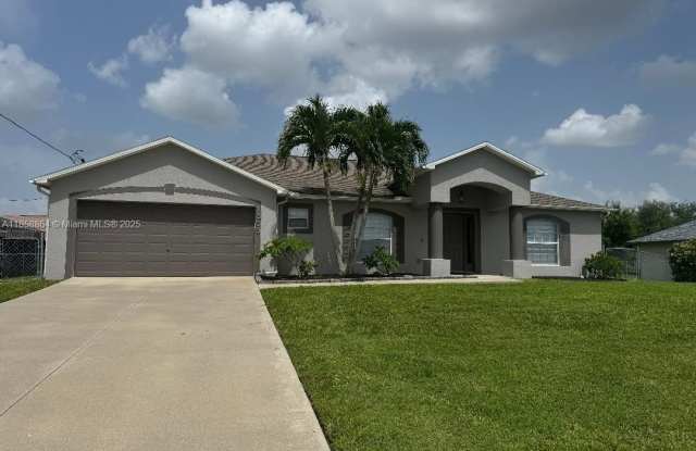 1305 SW 22 pl photos photos