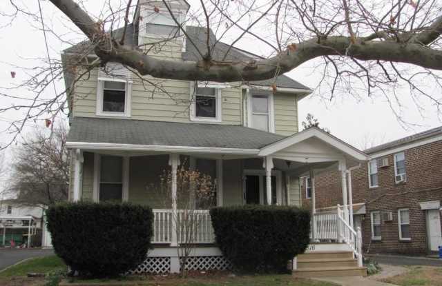 516 MORGAN AVENUE Gallery 2