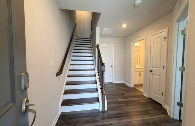 451 Carolina Springs Boulevard Gallery 4