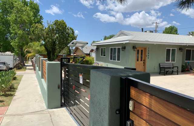 Beautiful 4 Bedroom, 2 Bathroom Sylmar House for Lease (Main House)! photos photos Beautiful 4 Bedroom, 2 Bathroom Sylmar House for Lease (Main House)! photos photos