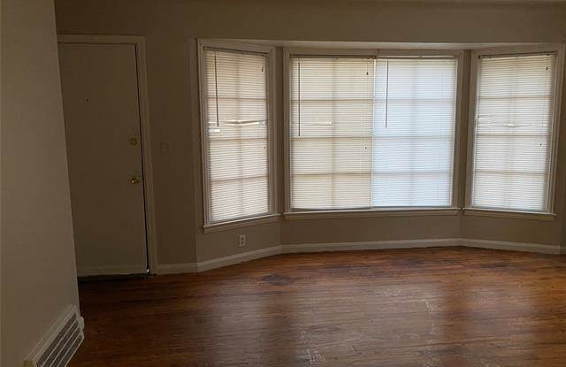 18445 GRANDVILLE Avenue Gallery 2