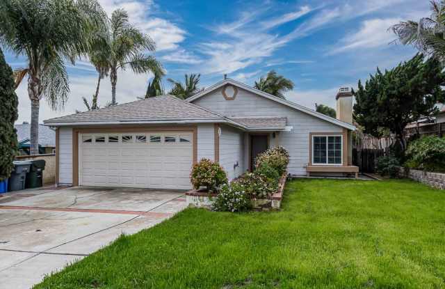 ***3 BED 2 BATH HOUSE***HOUSE IN TRI-CITY VISTA**PET FRIENDLY***PRIVATE BACKYARD***WASHER/DRYER - 494 Huff Street, Vista, CA 92083