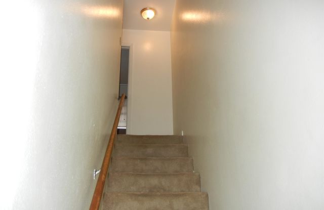 705 S JACKSON ST APT 11 Gallery 2