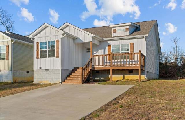 Pristine 3 Bed 2 Bath Home in Dalton photos photos Pristine 3 Bed 2 Bath Home in Dalton photos photos