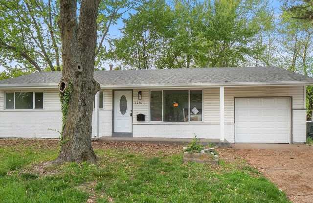 Updated 3 bedroom home in Florissant with garage photos photos