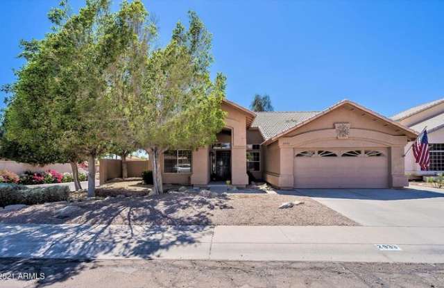 2933 East Verbena Drive photos photos