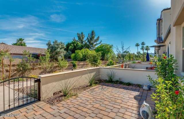 2477 W Market Place Gallery 2
