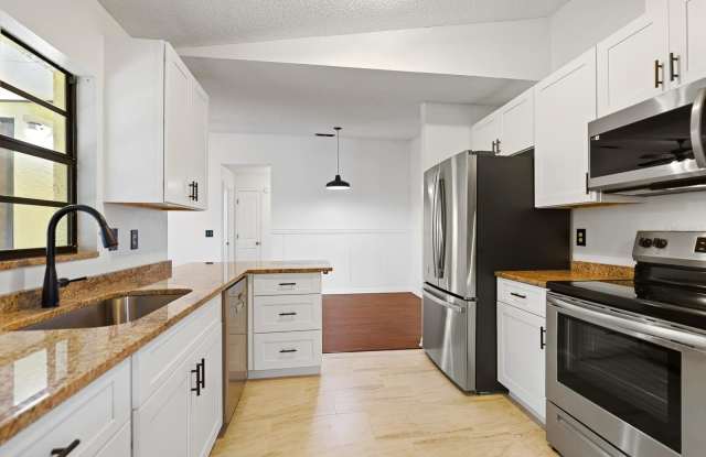 6346 SILVER OAKS Drive Gallery 4