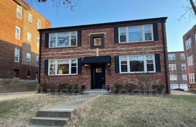 7526 Byron Pl - 7526 Byron Place, Clayton, MO 63105