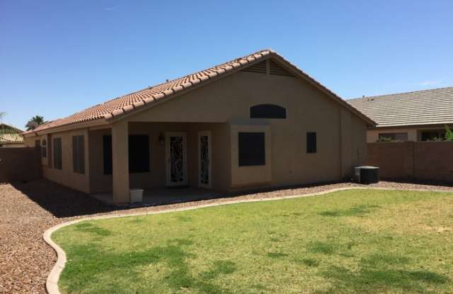 4630 East Torrey Pines Lane Gallery 2