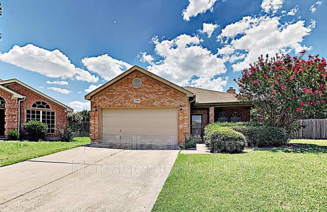 6905 Oceano Ter - 6905 Oceano Terrace, Fort Worth, TX 76132