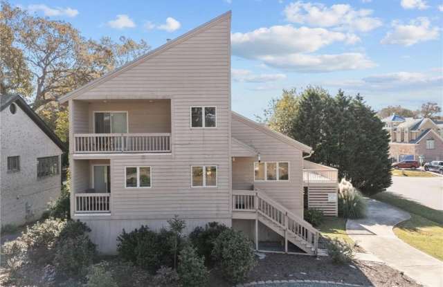 325 Mace Hill Street photos photos