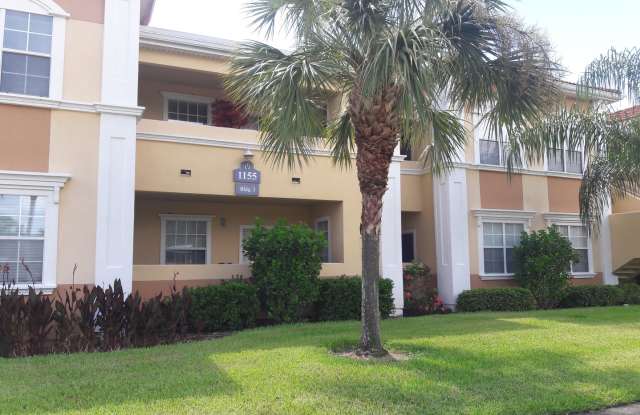 Annual, Unfurnished, ground floor remodeled condo in gated community downtown Sarasota. photos photos