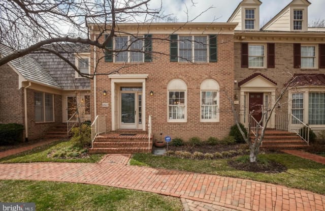10922 BREWER HOUSE ROAD - 10922 Brewer House Road, North Bethesda, MD 20852