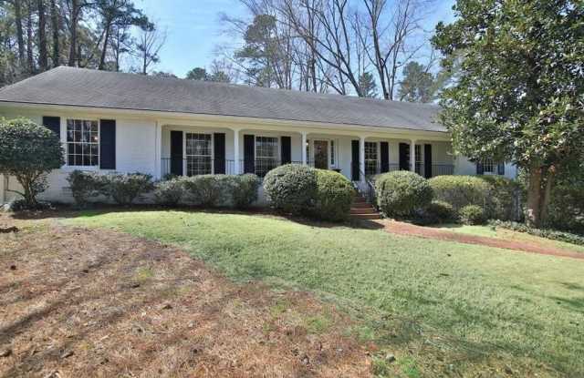 4920 Northway Drive Gallery 2