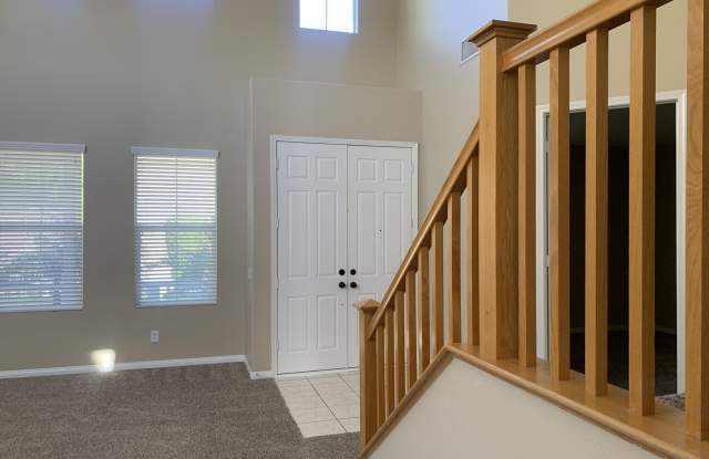 1069 Poplar Court Gallery 4